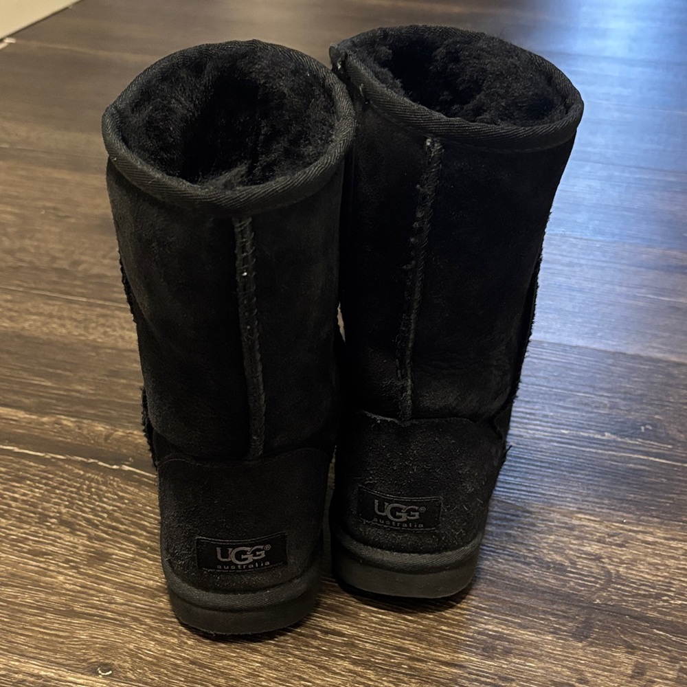 UGG Mid Height Black Boots
